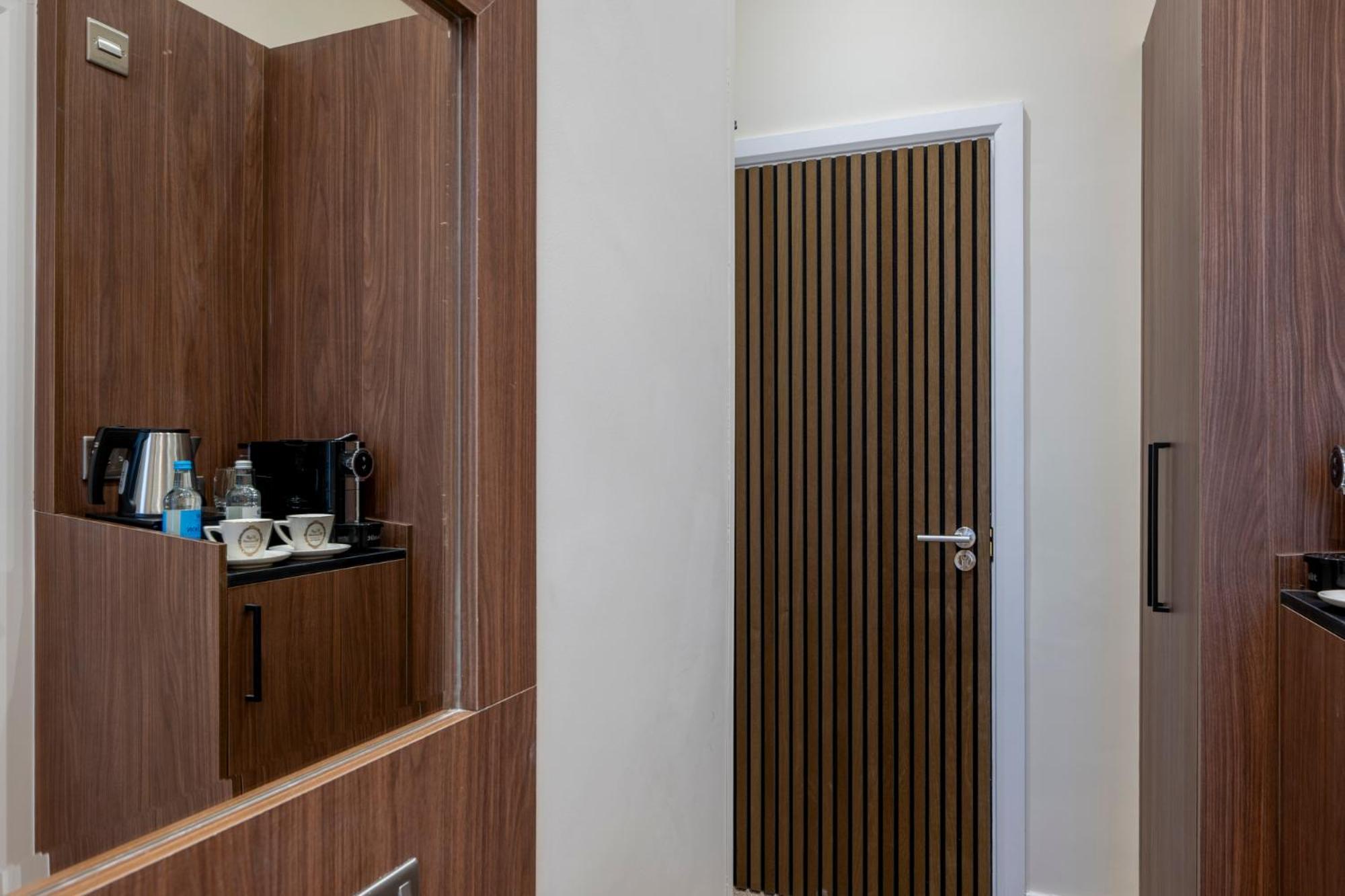 Hotel Grand Concerto Londra