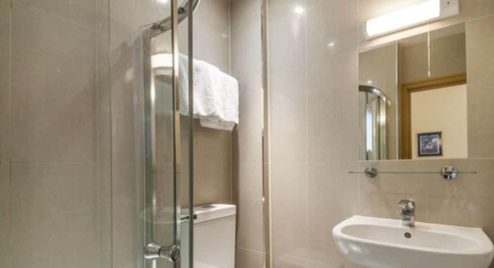Grand Concerto Hotel Londra